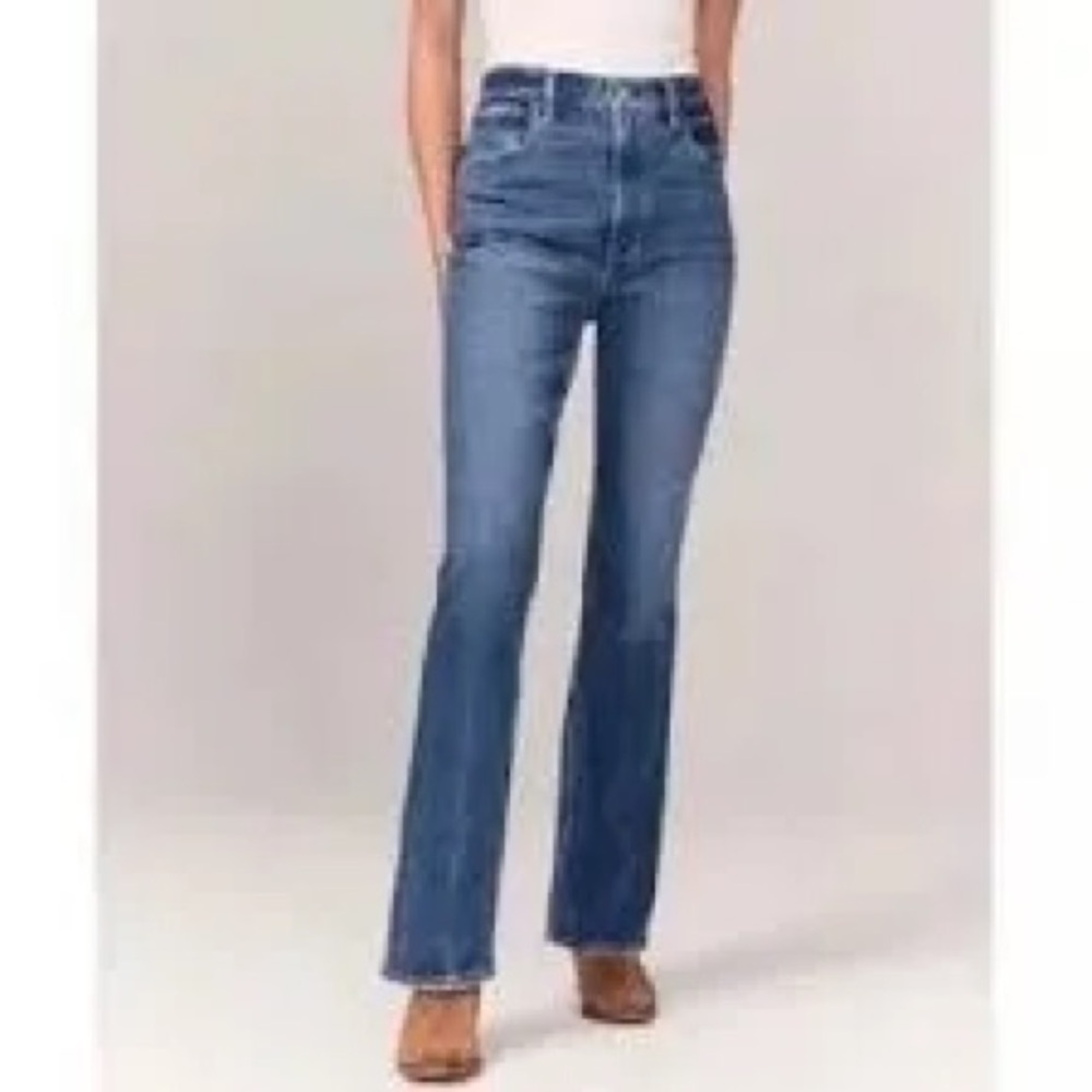 Abercrombie & Fitch 70s High Vintage Flare Ultra High Rise Medium Wash 0 / 25